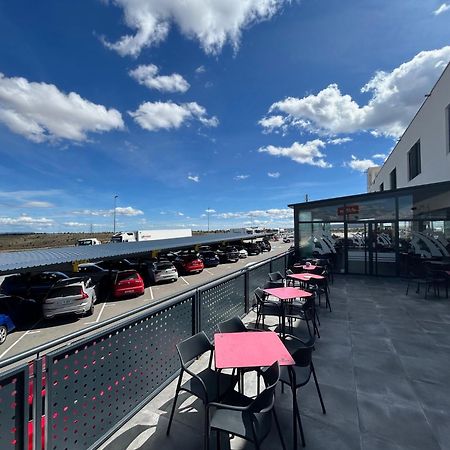 Hotel Javalambre La Puebla De Valverde Bagian luar foto