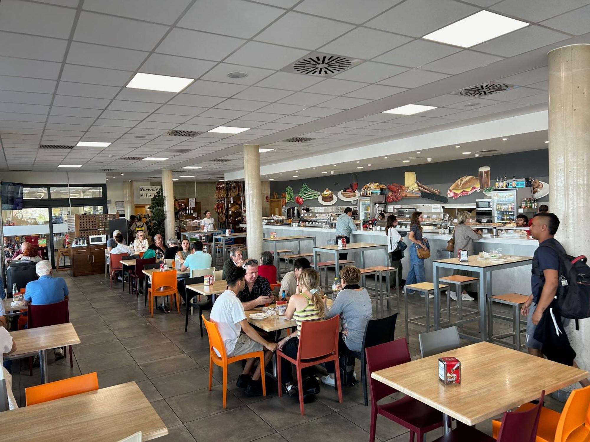 Hotel Javalambre La Puebla De Valverde Bagian luar foto