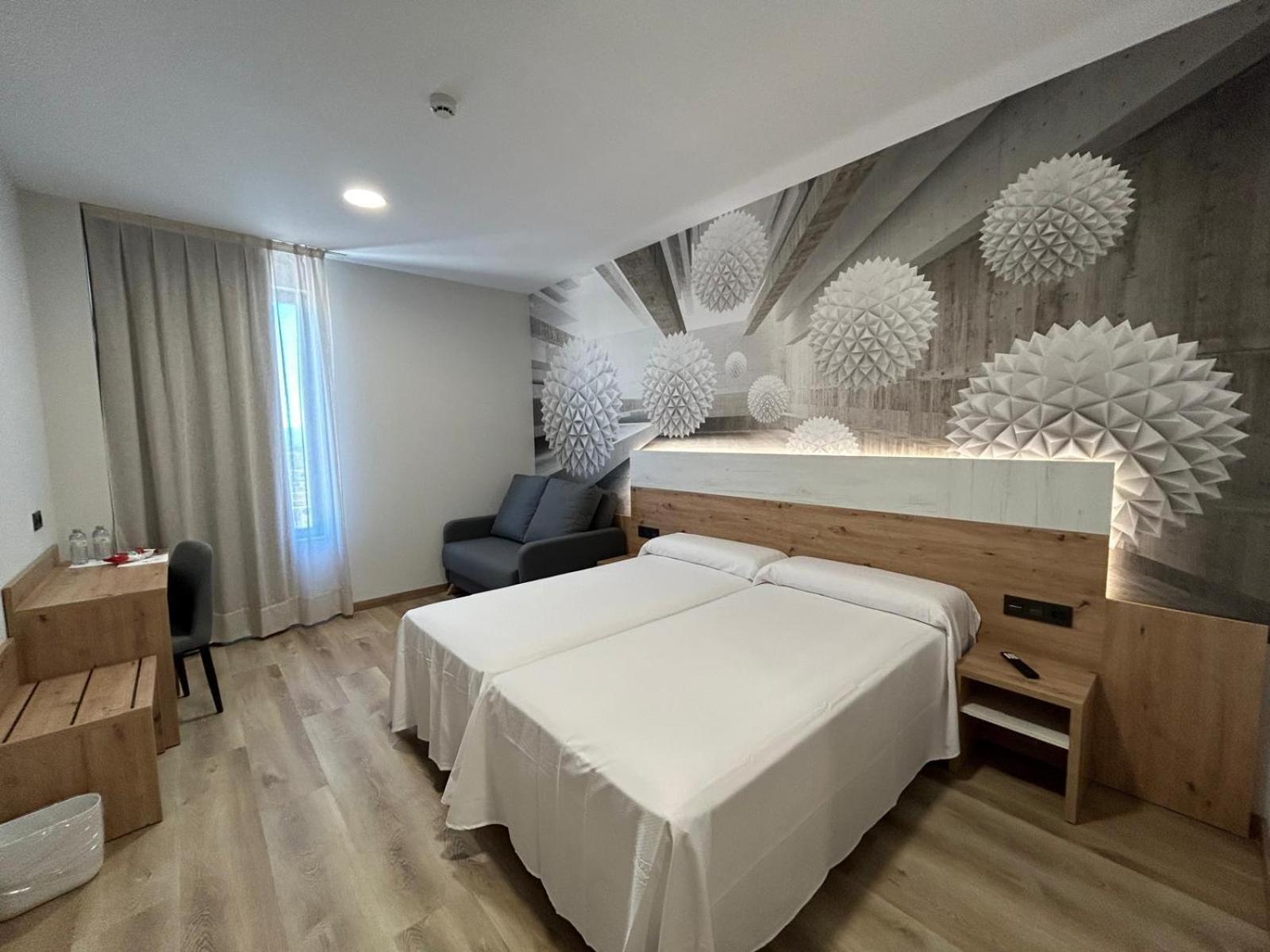 Hotel Javalambre La Puebla De Valverde Bagian luar foto